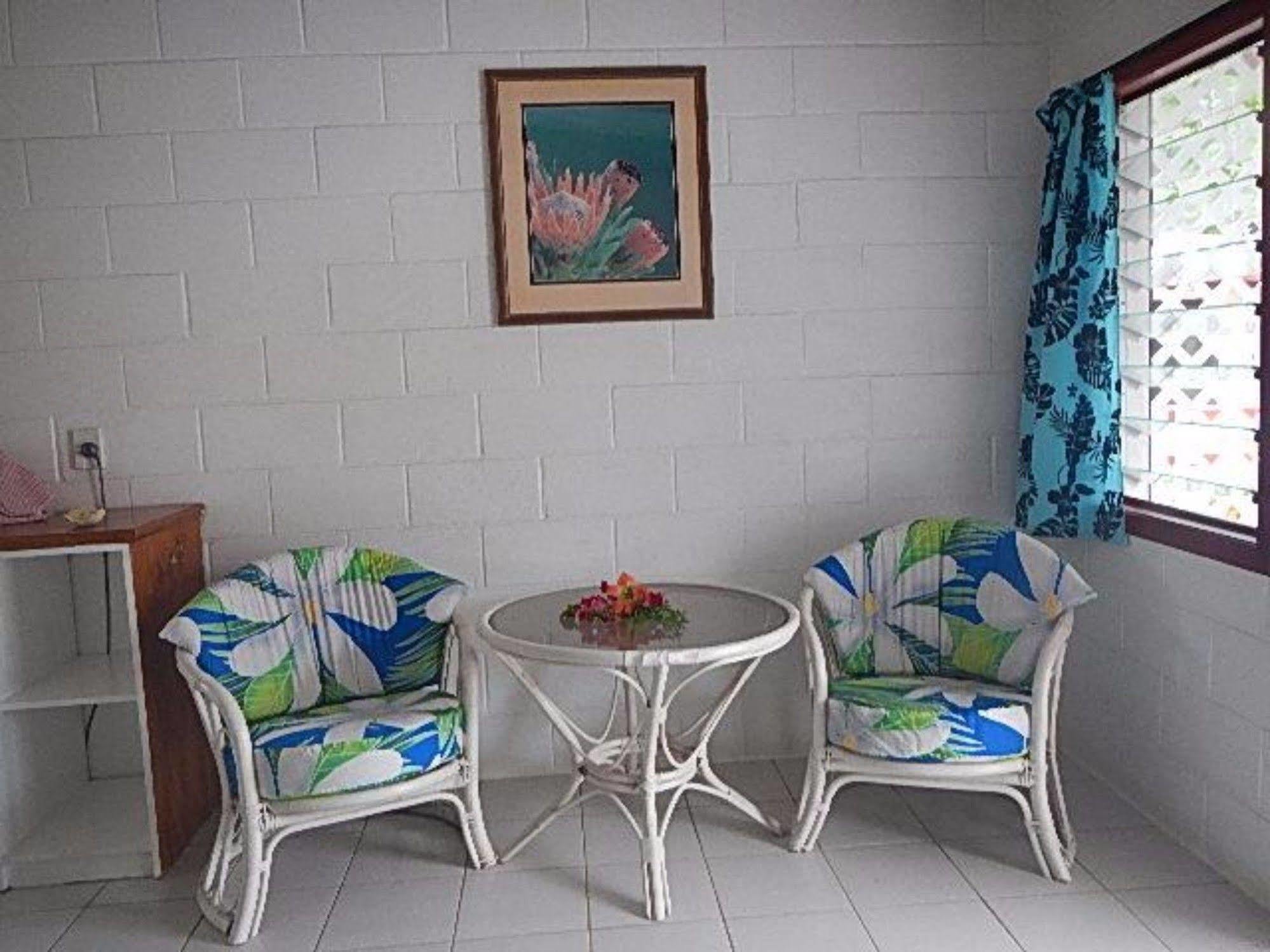 Reef Motel - Aitutaki Arutanga Exterior foto