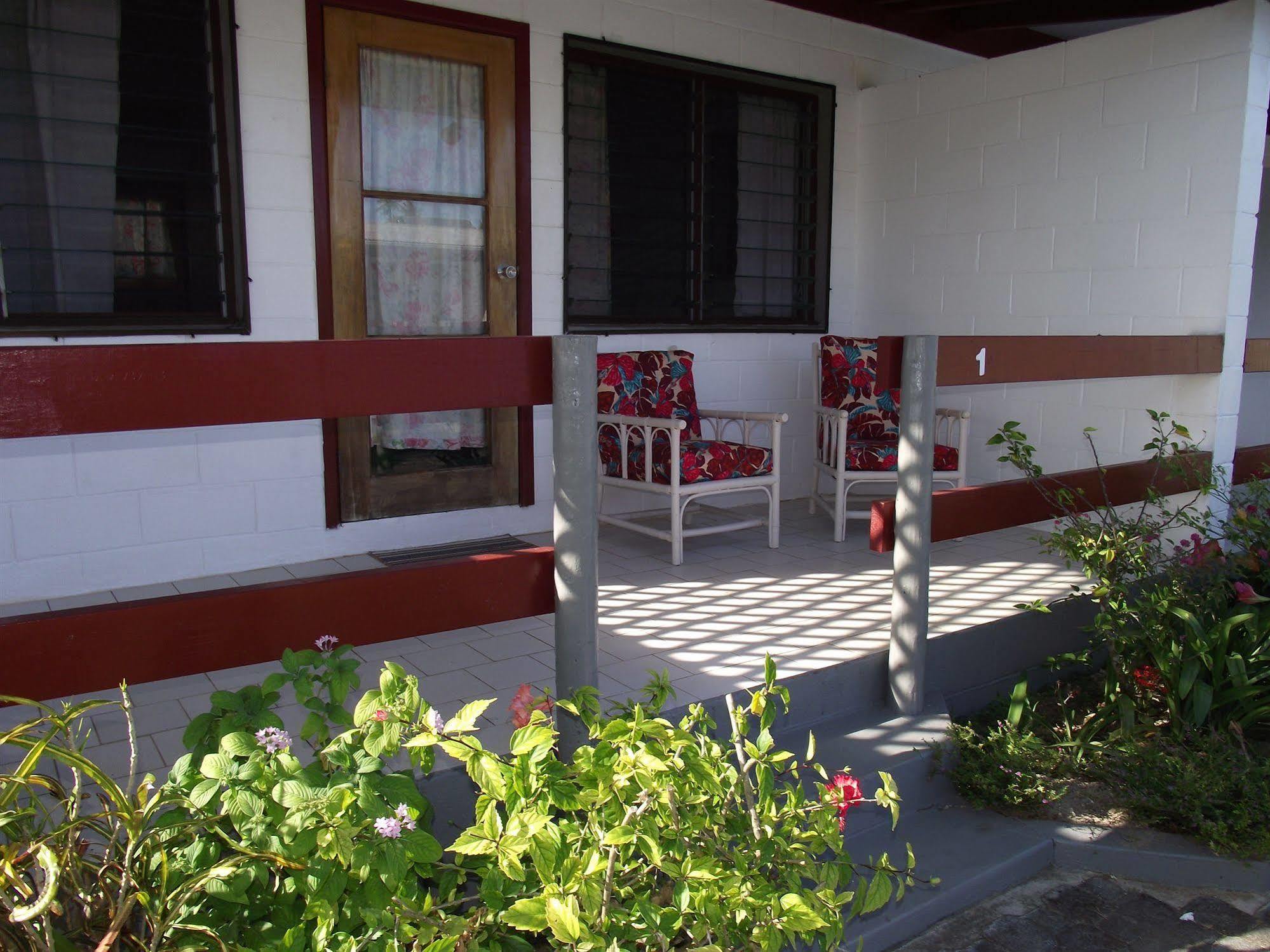 Reef Motel - Aitutaki Arutanga Exterior foto